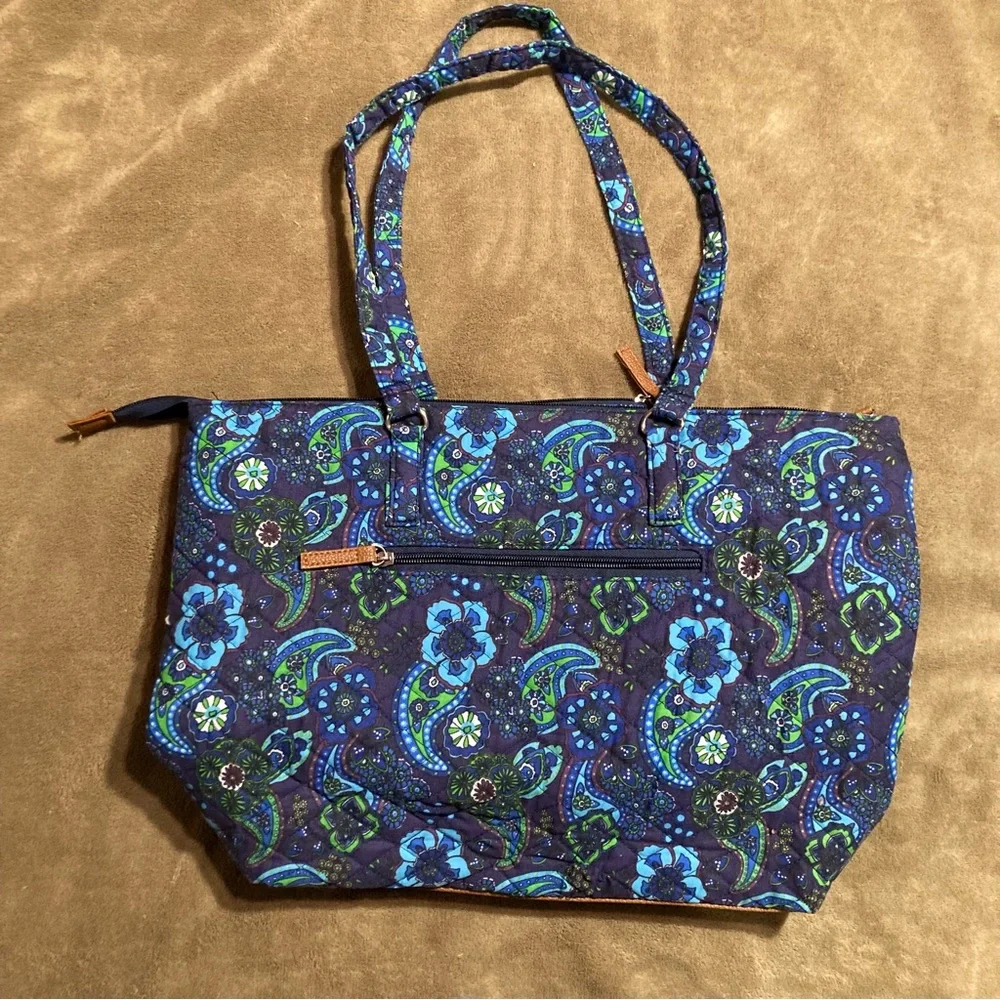 NWT Stone Mountain Paisley Shoulder Tote Bag Purse & Wristlet Blue